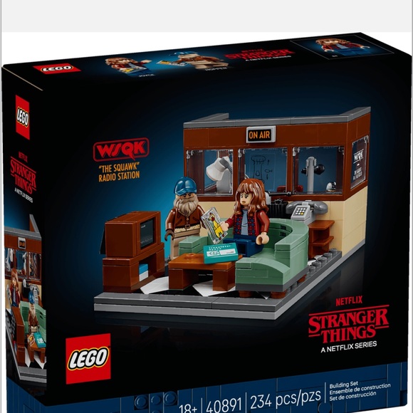 LEGO 40891 Stranger Things: WSQK Radio Station NEW - Picture 6 of 7